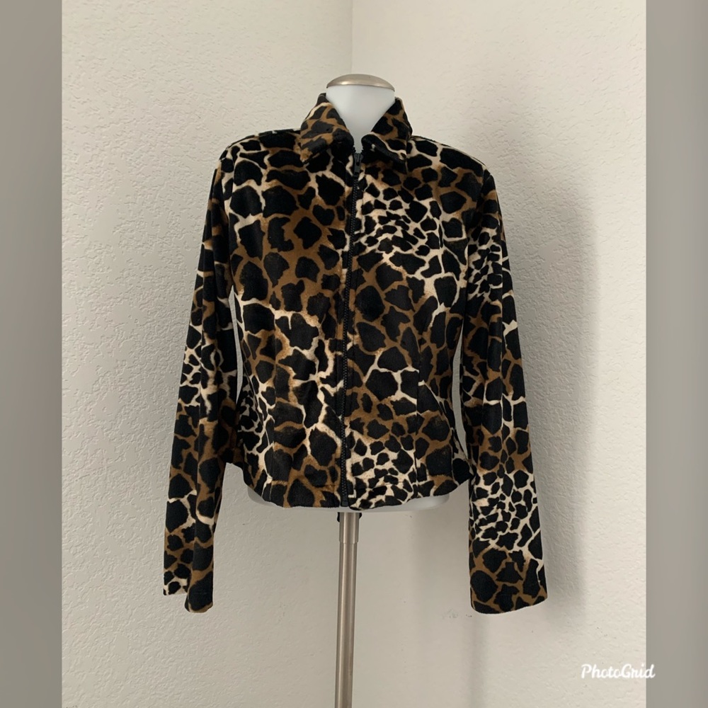 SELENE SPORT animal print coat
